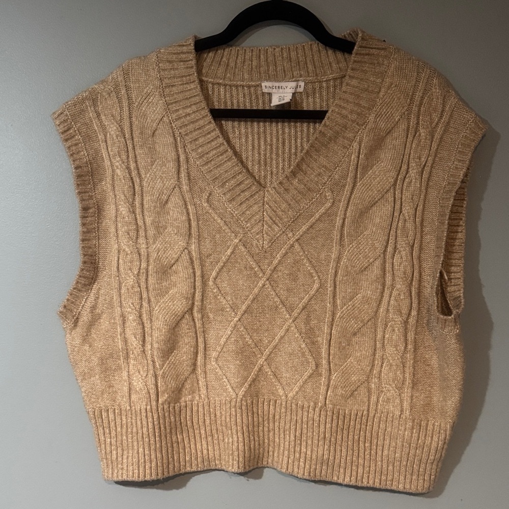 Sincerely Jules Beige Cable‎ Knit V-Neck Sweater Vest